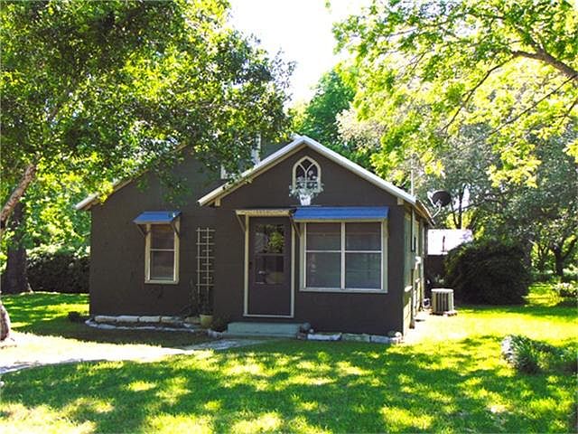 1st image of 1414 N Avenue B