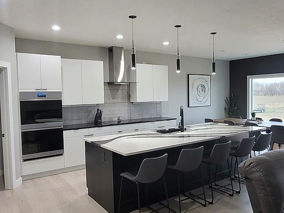 3rd image of 75349 445th Rd