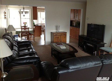 2nd image of 121 Taylor Ave