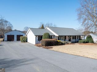 153 Thelma Rd SW, Calhoun, GA 30701