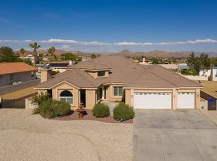 16257 Ridge View Dr, Apple Valley, CA 92307