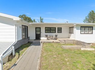1001 69th St NW, Minot, ND 58703