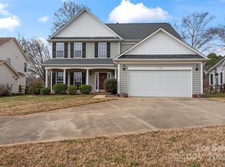 9154 Snow Hill Ct, Charlotte, NC 28269