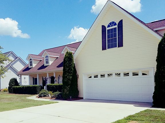 2nd image of 1760 Williamsburg Dr