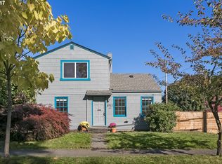 8923 SE Taylor St, Portland, OR 97216