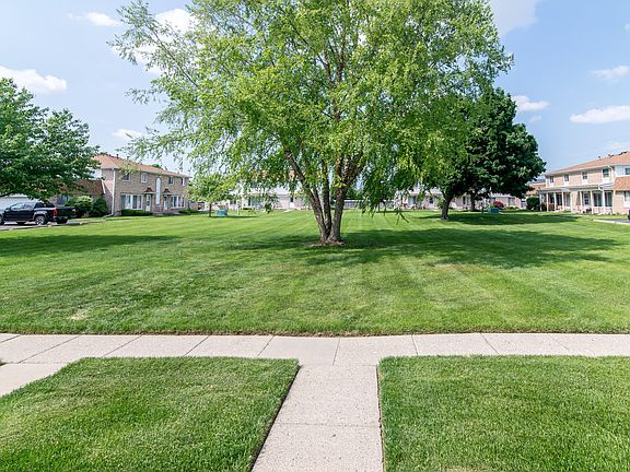3rd image of 37562 Colonial Dr S