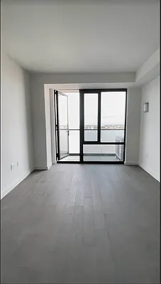 Rented by Square Realty Global Inc | media 10