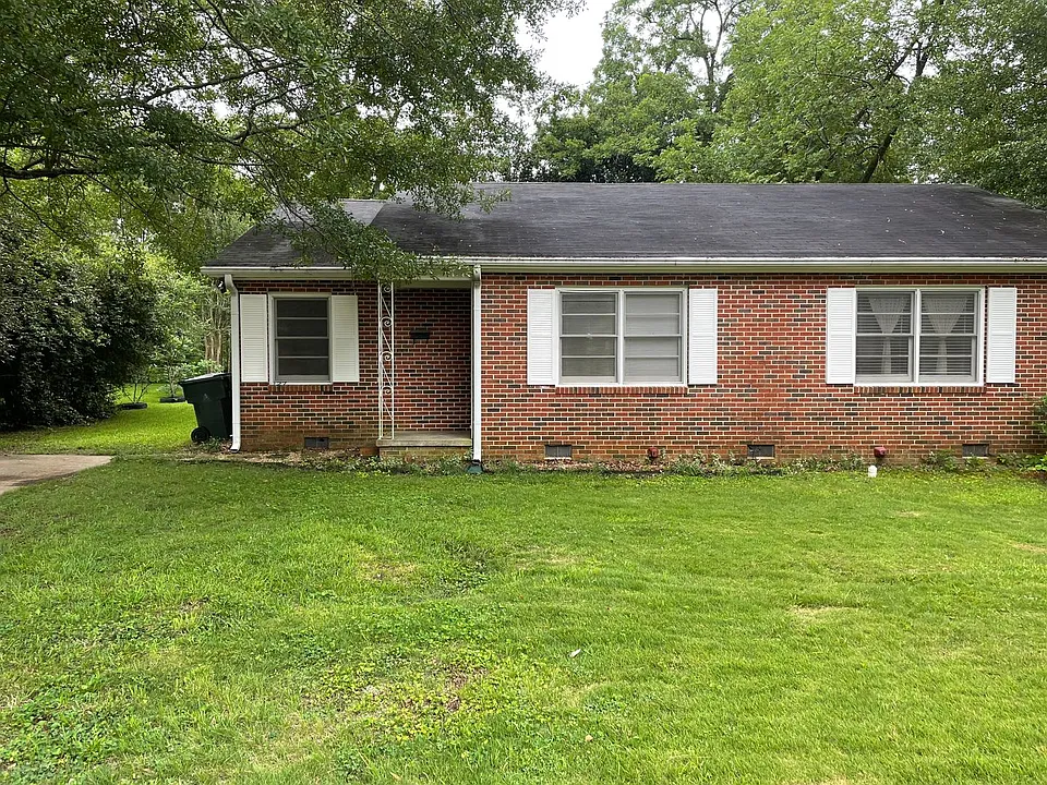 127 W Drake Ave