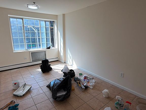 4th image of 1344 Southern Blvd #2