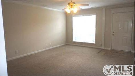 3rd image of 2748 Stonehedge Dr
