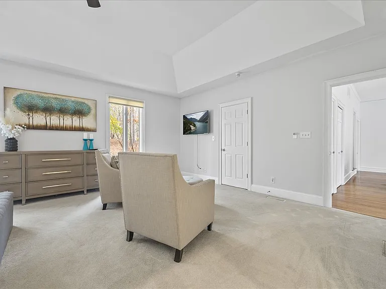 342 Graves Rd — Photo 27