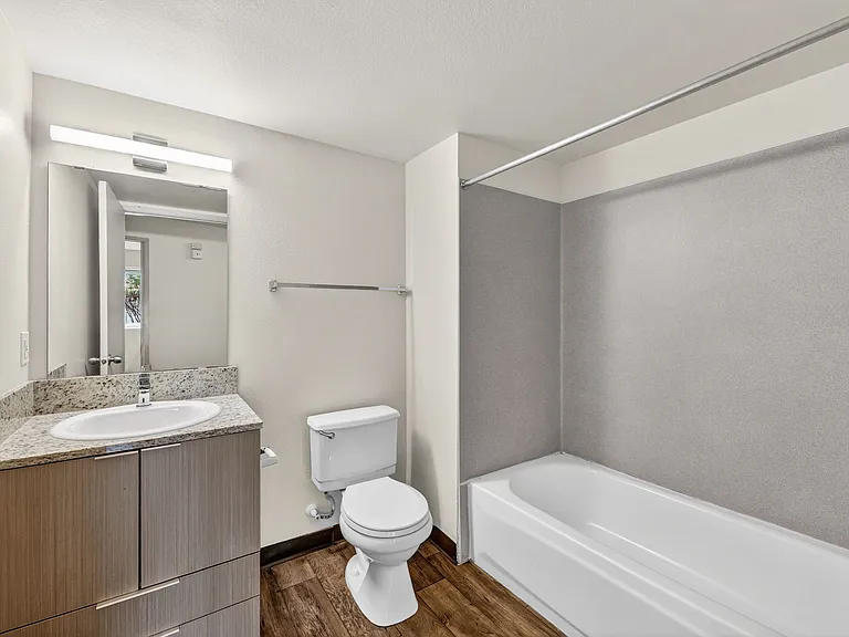 Ivy Ridge Apartments — Photo 17