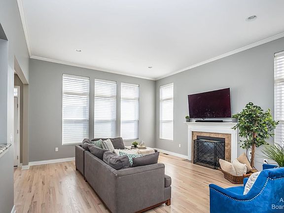 3rd image of 8544 Parkridge Dr