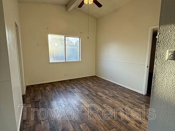5th image of 1852 Cody Pl