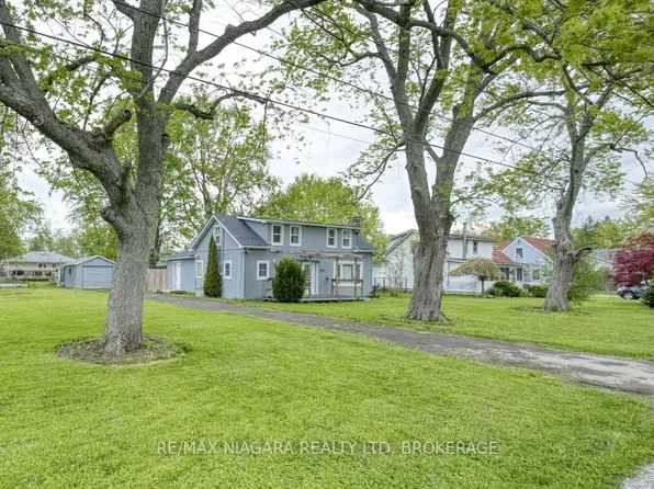 3252 Young Ave, Fort Erie, ON L0S 1N0