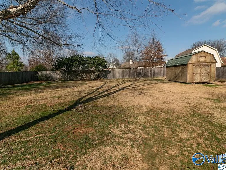 108 Brass Oak Dr — Photo 16