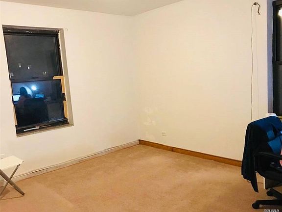 4th image of 44-16 Macnish St APT 5B