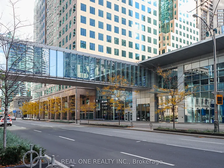 100 Harbour St #5008 — Photo 24