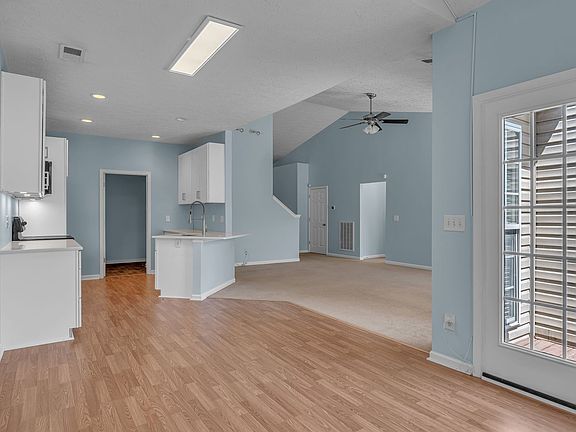 2nd image of 1264 W Running Brook Rd