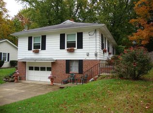 120 Fairview Rd, Chagrin Falls, OH 44022