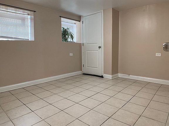 5th image of 2240 N Laramie Ave #1