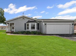 3 Furlong Ct, Grayslake, IL 60030