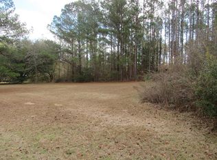 219 Flara Ln, Moultrie, GA 31788