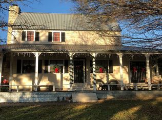 217 Sunday Cir, Fredericksburg, TX 78624