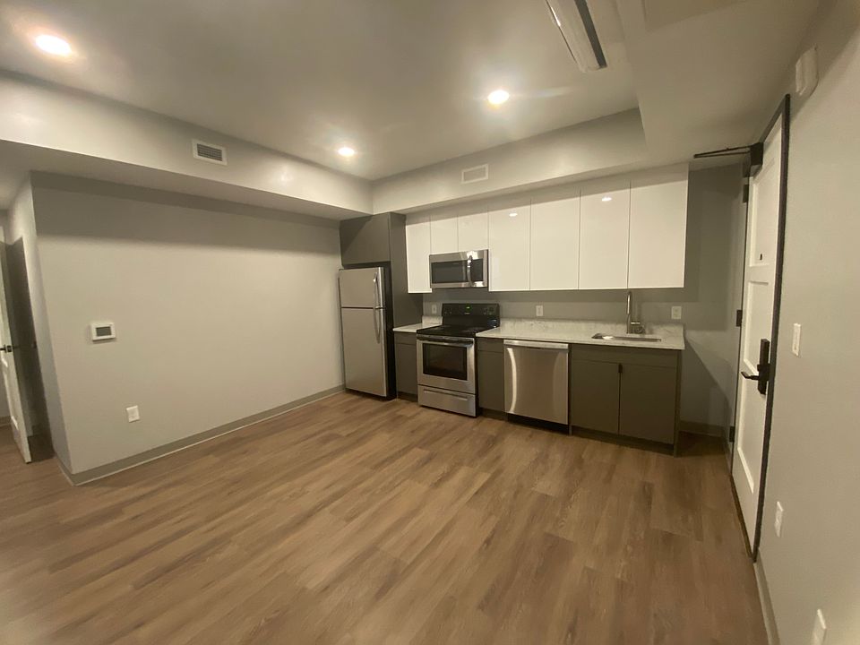 1st image of 98 Hemenway St #307