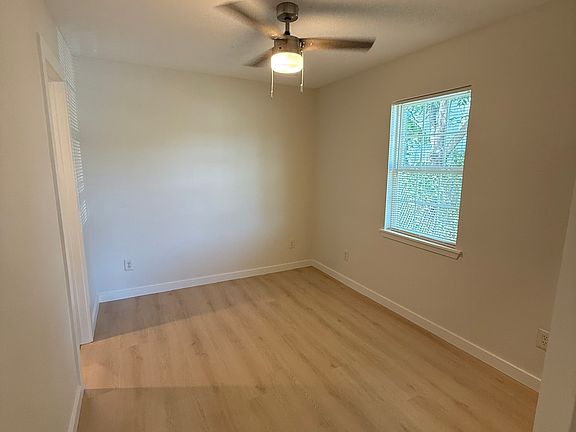 4th image of 3113 Navaro St