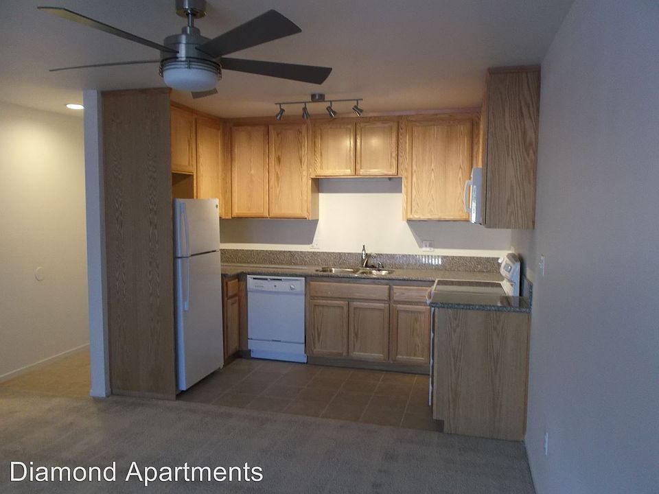 1st image of 4721 Lamont St APT 3