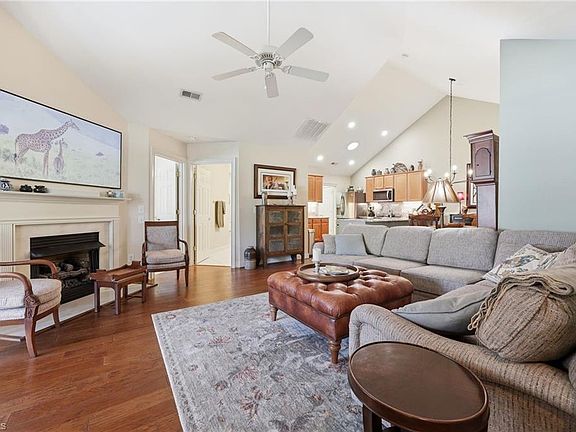 2nd image of 4332 Grassy Moss Dr