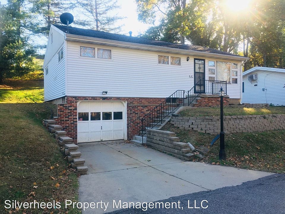 1st image of 108 Becker Ln