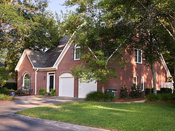 2nd image of 3219 Wildwood Plantation Cir