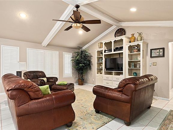 5th image of 2512 Whitewing Dr