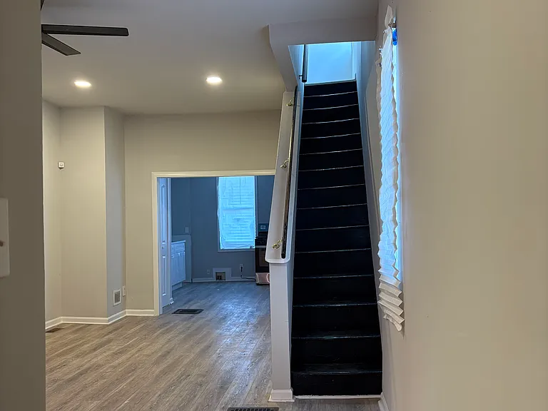 1200 Glyndon Ave — Photo 2
