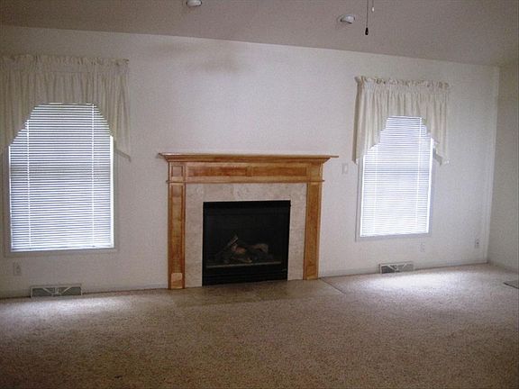 3rd image of 603 Annecy Park Cir