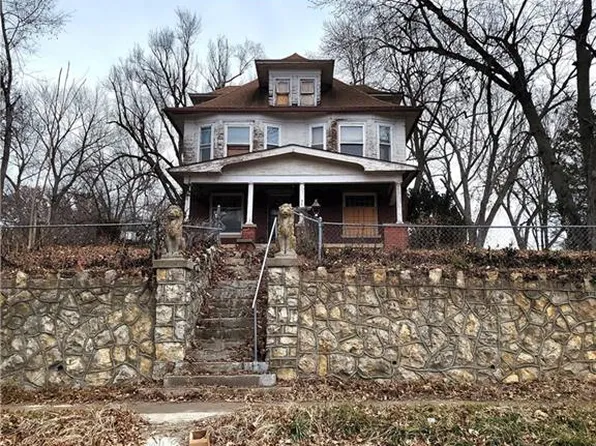 301 S 31st St, Saint Joseph, MO 64501