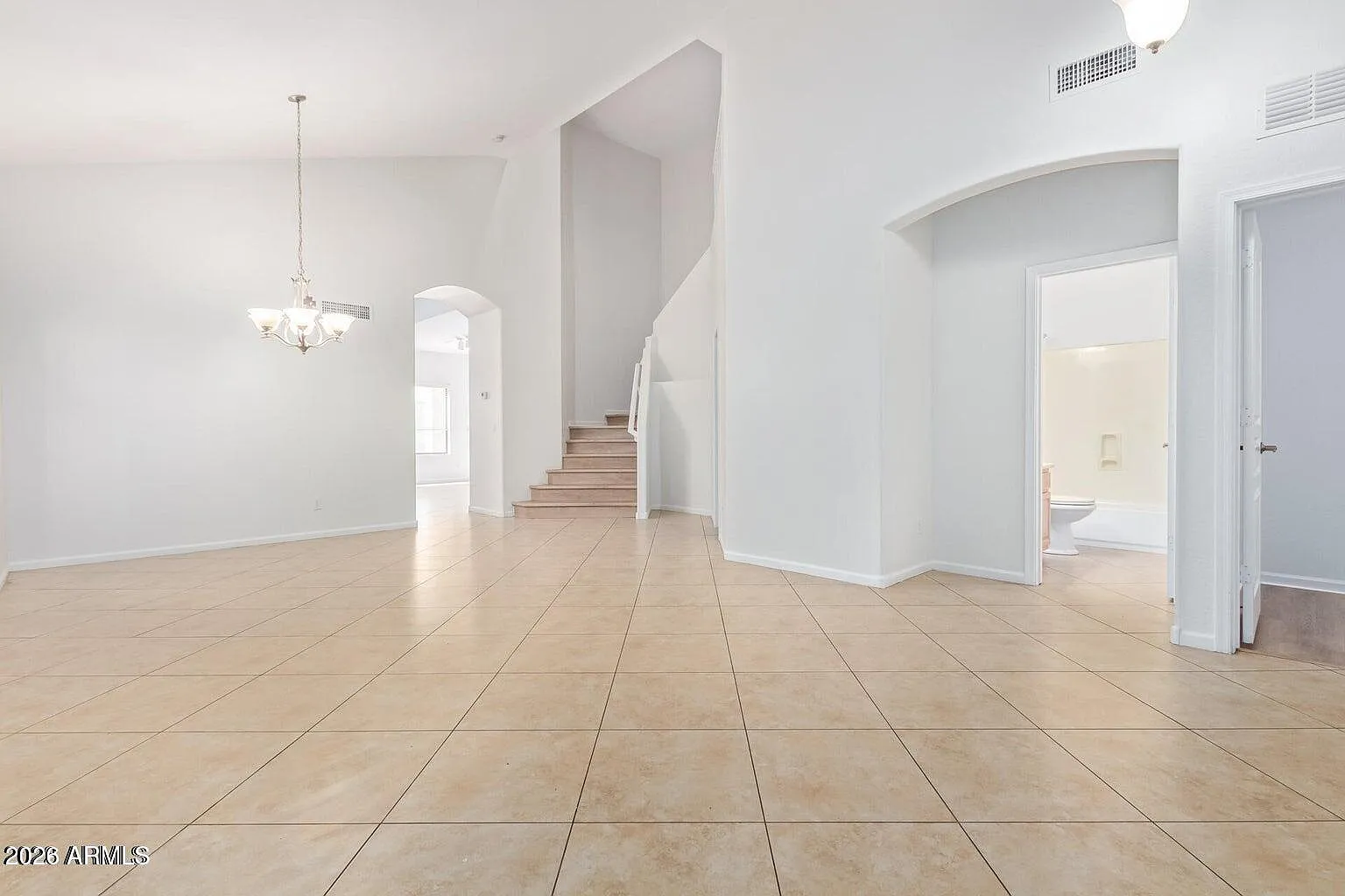 4 bed, 3117 sqft, $2,900 — Photo 4