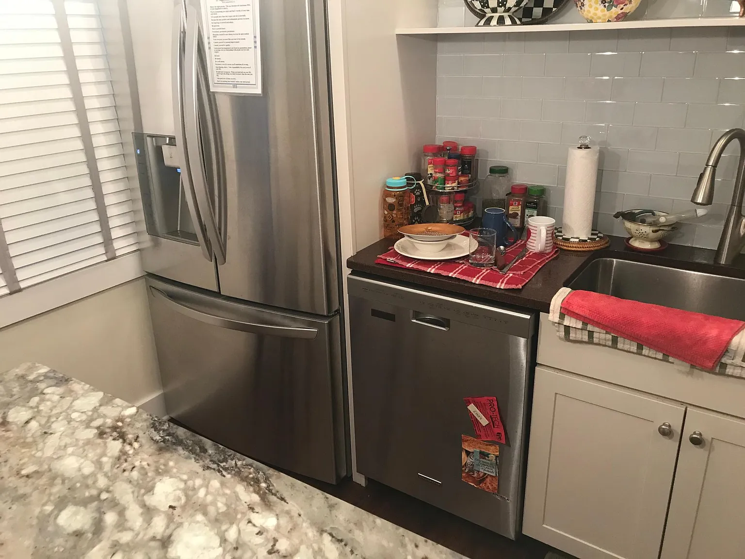 4 bed, 2.5 bath, 1800 sqft, $2,400 — Photo 3