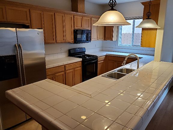 4th image of 155 Waterfall Rd