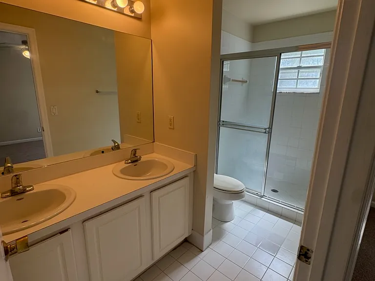 4878 Palmbrooke Cir — Photo 25