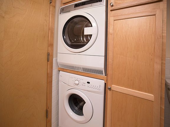4th image of 2207 Central Ave NE #4