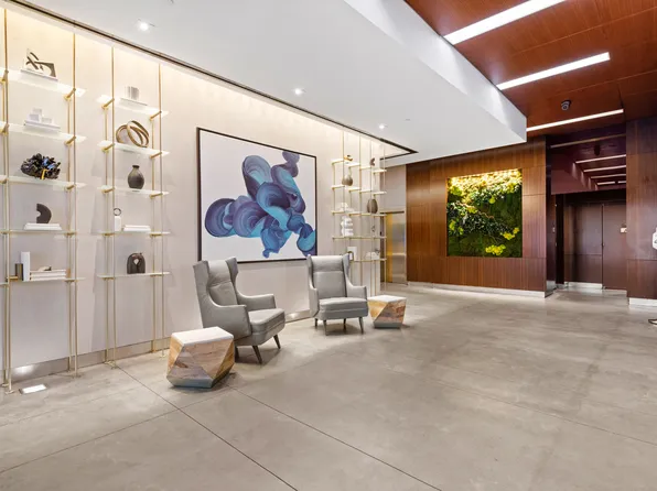 225 East 34th Street image 12 of 20