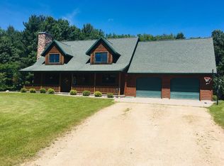 W11292 Grunewald St, Gresham, WI 54128