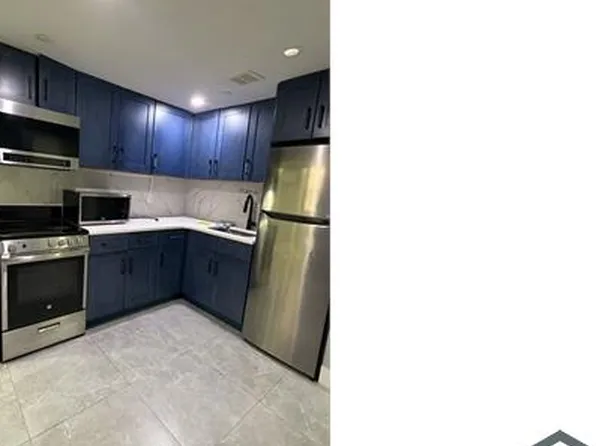 2781 Claflin Ave #2A, Bronx, NY 10468