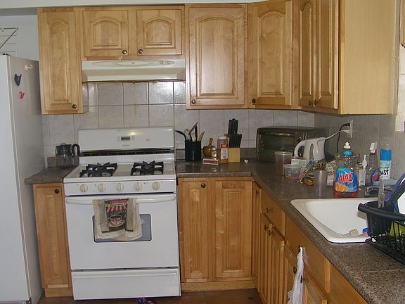 5th image of 20 Henry St Frnt 1