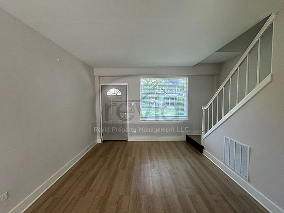 5th image of 1300 Goodbar Ave #1301-7