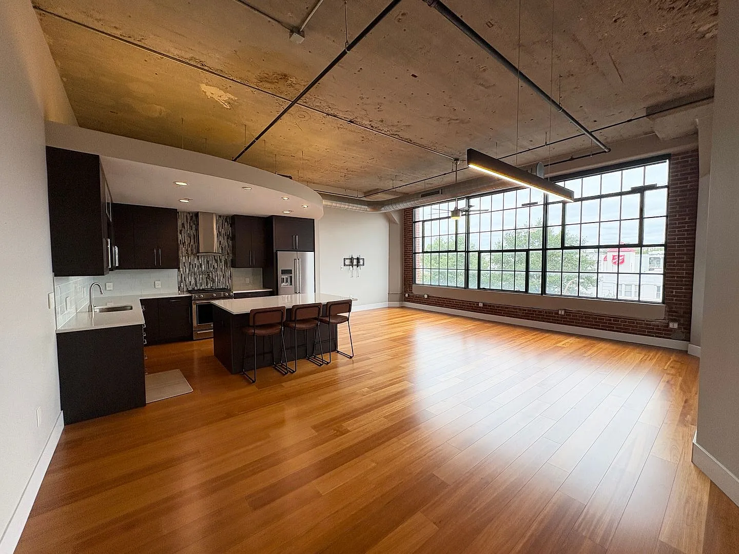 4100 Forest Park Avenue #302 | Saint Louis 63108 — Photo 2