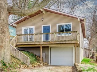 123 Stull Ave, Akron, OH 44312